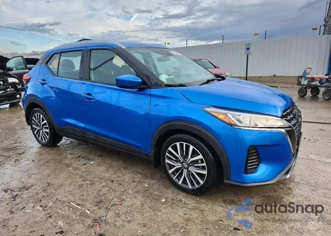 2021 Nissan Kicks Sv z USA, uszkodzony, nr VIN 3N1CP5CV5ML524270